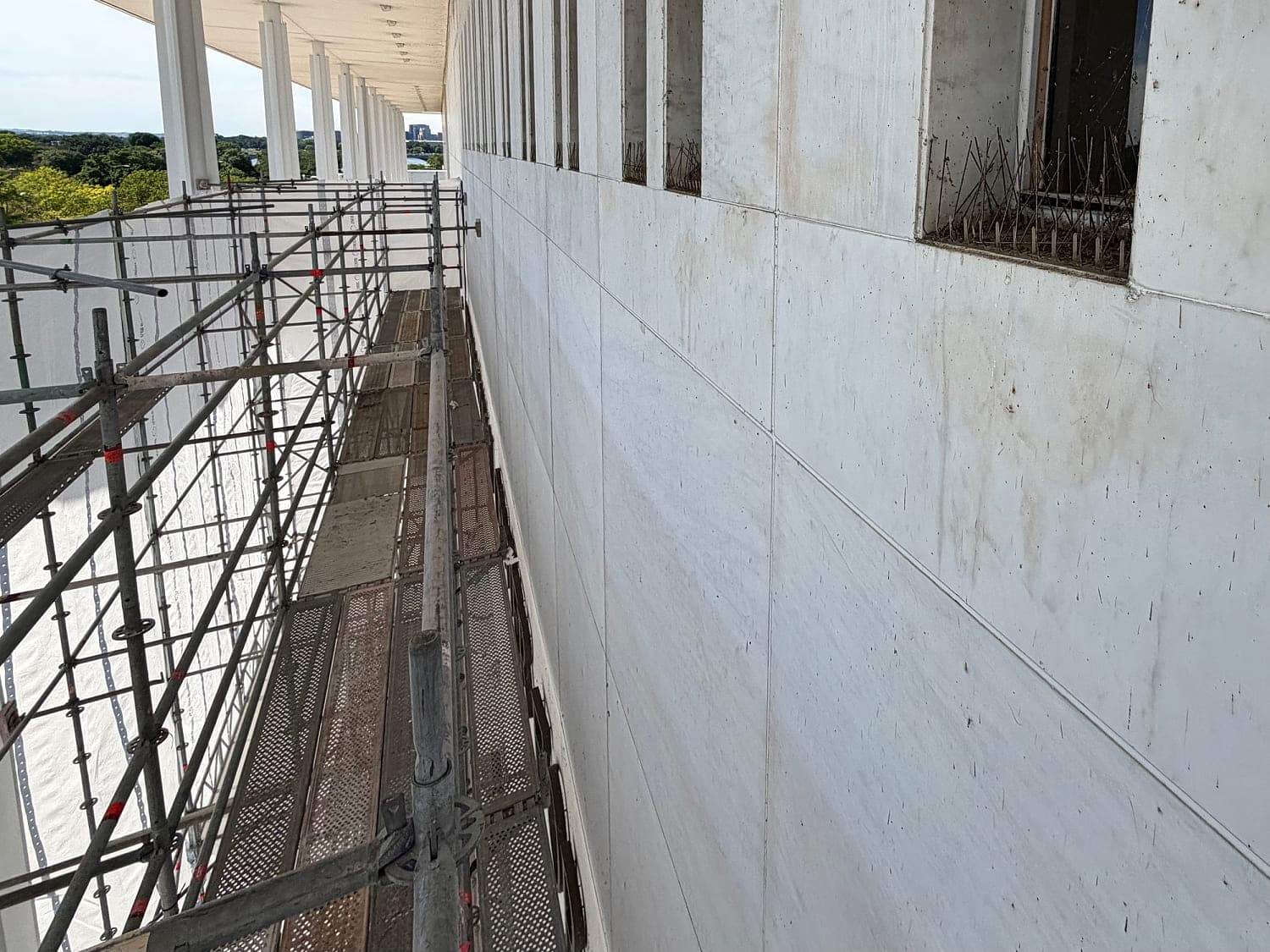 Photos show Trump’s name removed from Kennedy Center facade