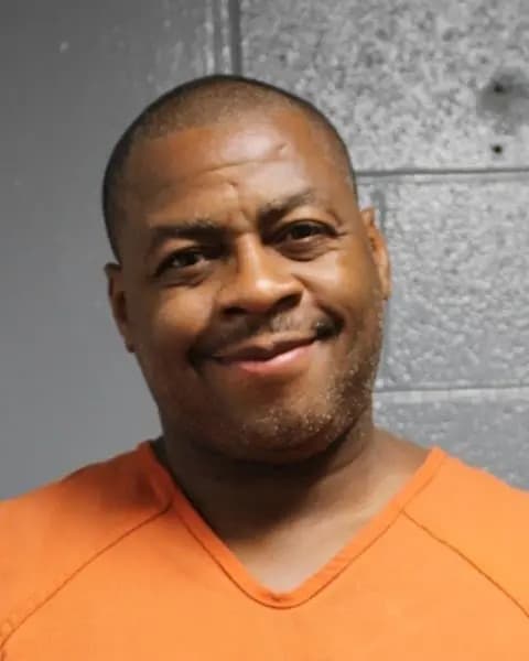 Ex-NBA player Desmond Mason arrested on felony theft warrant
