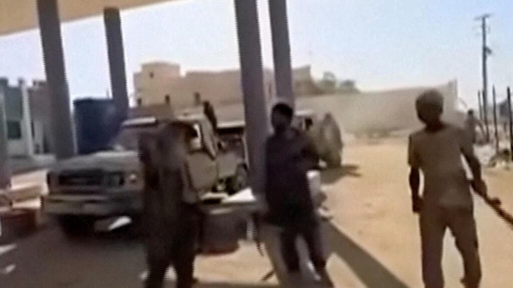 New fighting erupts in northern Mali's Kidal as army clashes with Tuareg rebels