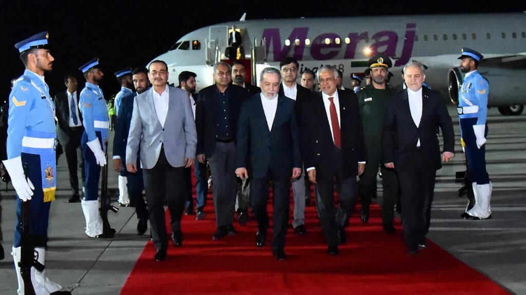 Iran's FM Araghchi arrives in Pakistan ahead of planned US ceasefire talks