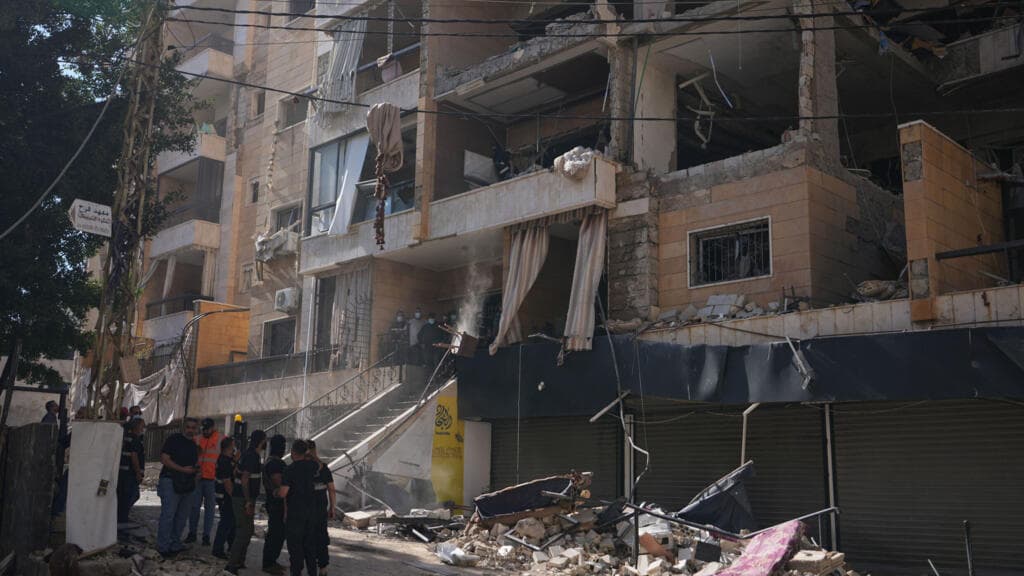 Middle East live: Israeli strikes kill at least 14 in southern Lebanon