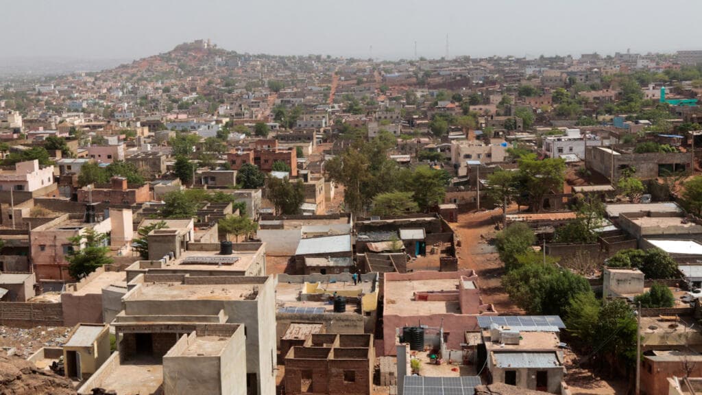 Mali's Tuareg rebels vow regime 'will fall', urge Russian forces to withdraw