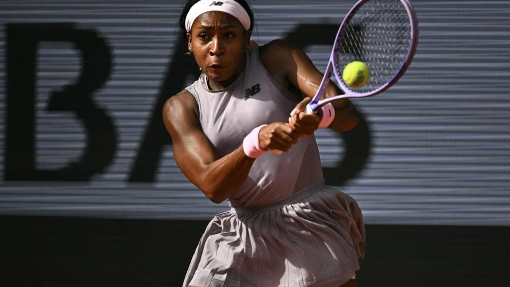 Defending champion Gauff eliminated from French Open by Potapova