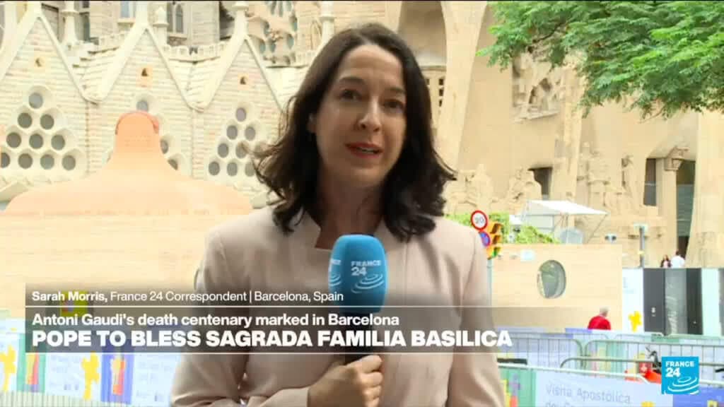 Pope to bless Barcelona's Sagrada Familia, world's tallest church