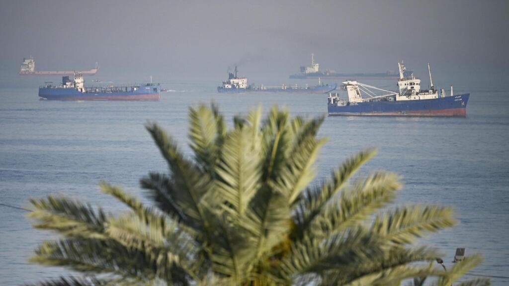 US military says it intercepted Iranian attacks in Strait of Hormuz