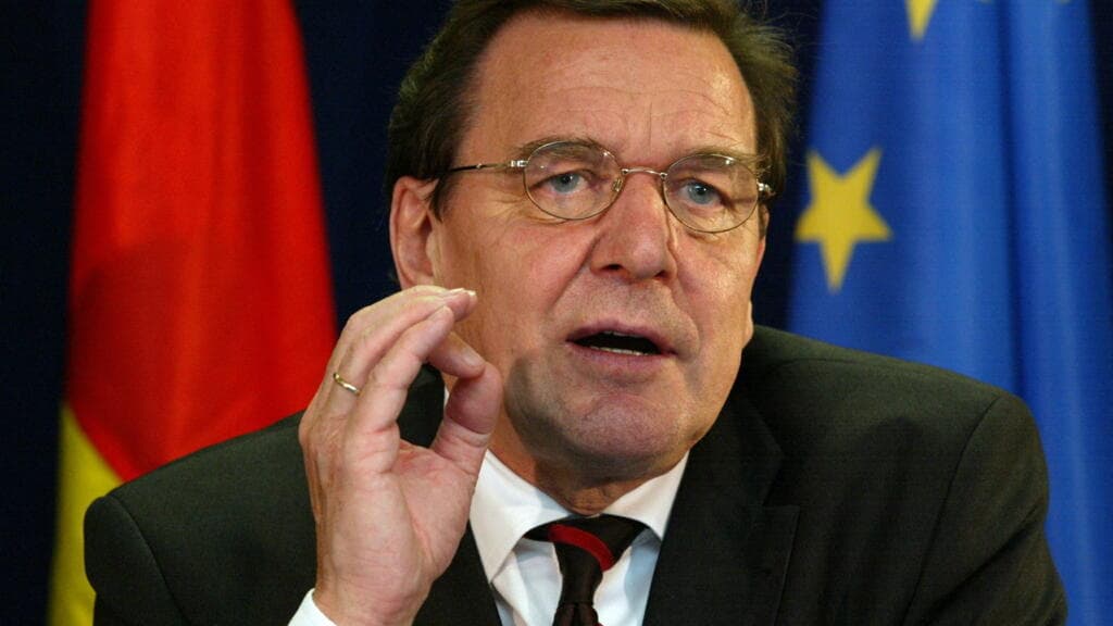 Berlin sceptical as Putin proposes Germany's ex-chancellor Schroeder as Ukraine mediator