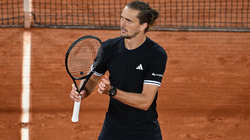 French Open: Alexander Zverev reaches semis as grand slam dream lives on