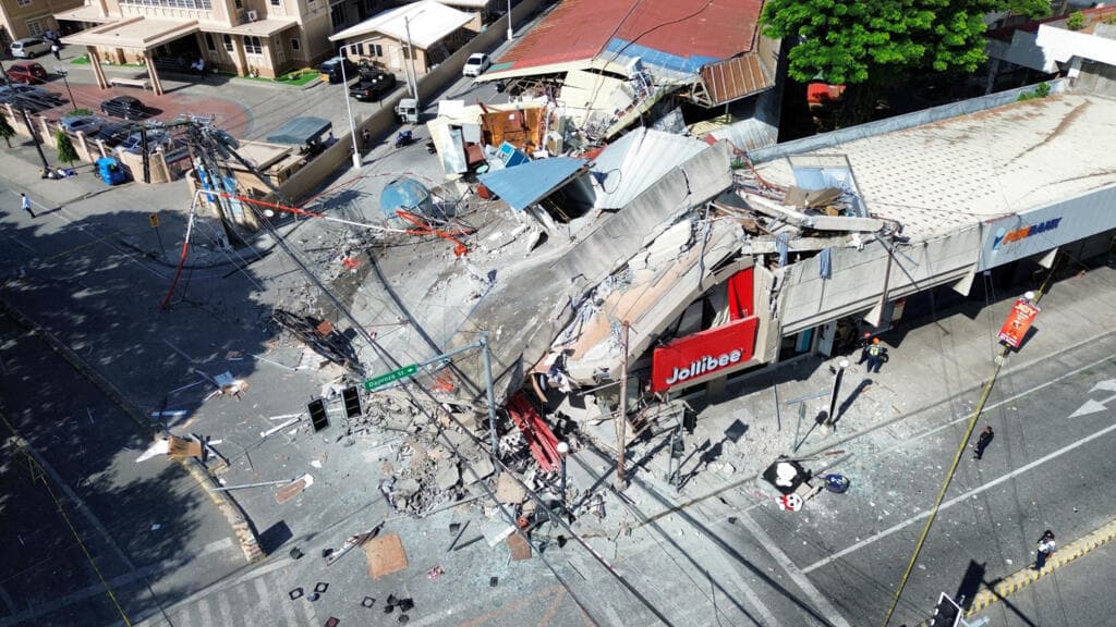 Major earthquake kills at least 31 in the Philippines