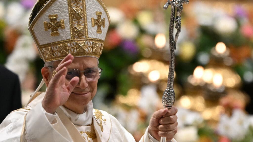 Pope Leo condemns ‘violence of war’ in first Easter Mass amid Iran conflict