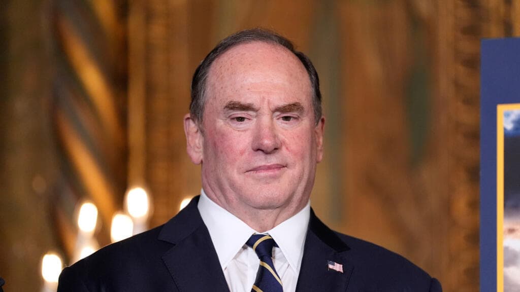 Pentagon removes top Navy official amid military shake-up