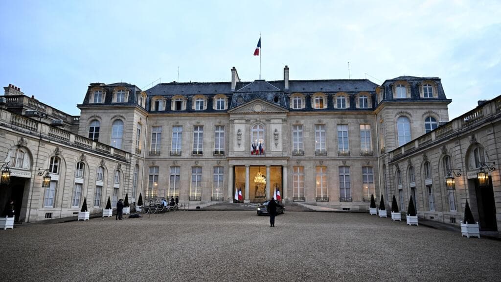 French investigators target Élysée palace in events company contracts probe