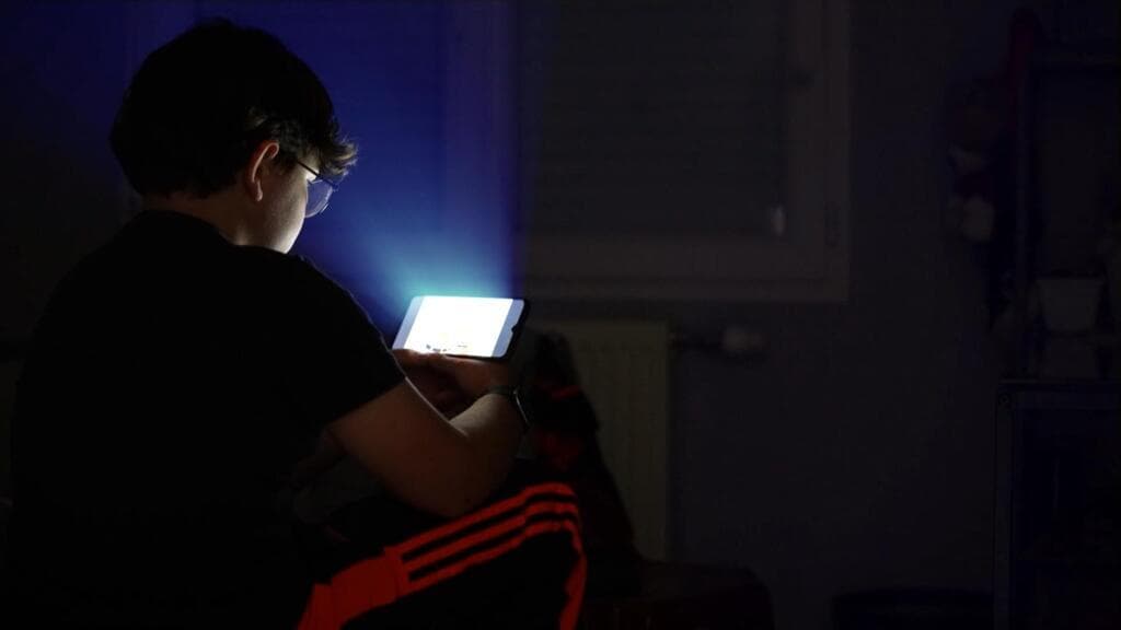 Teens and screens: The smartphone trap