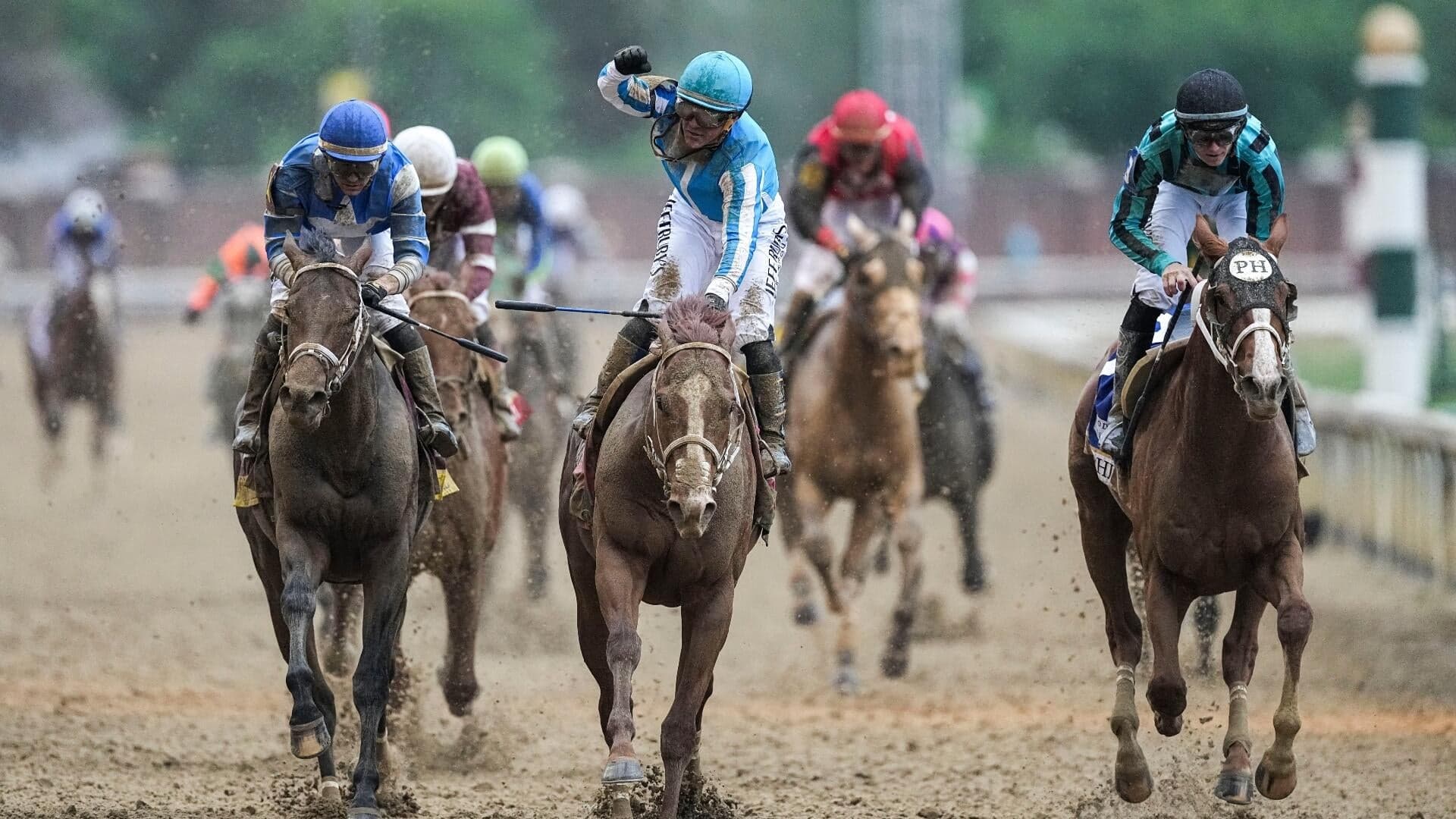 2026 Kentucky Derby predictions, horses, odds, date: Surprising picks from elite horse racing expert