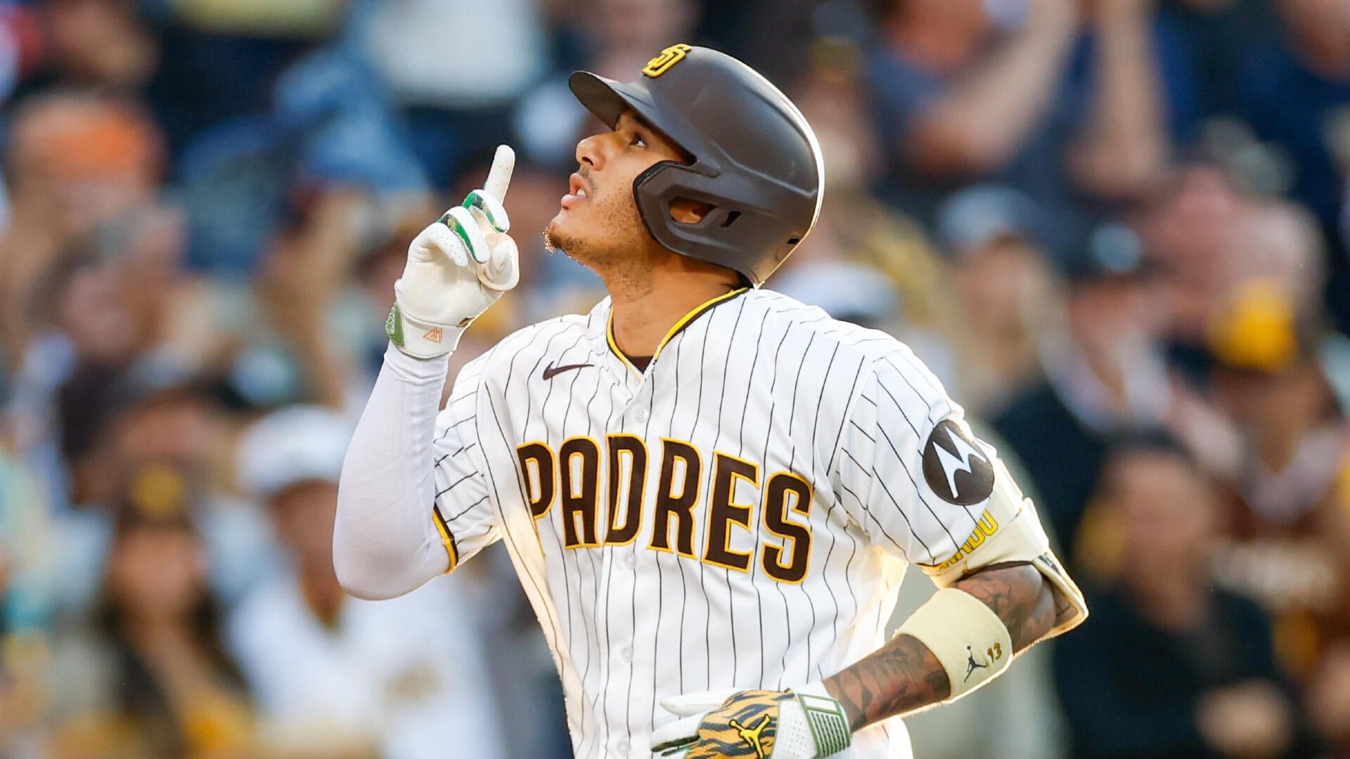 Free MLB home run picks, odds, predictions for April 18: Manny Machado among top HR prop bets on Saturday