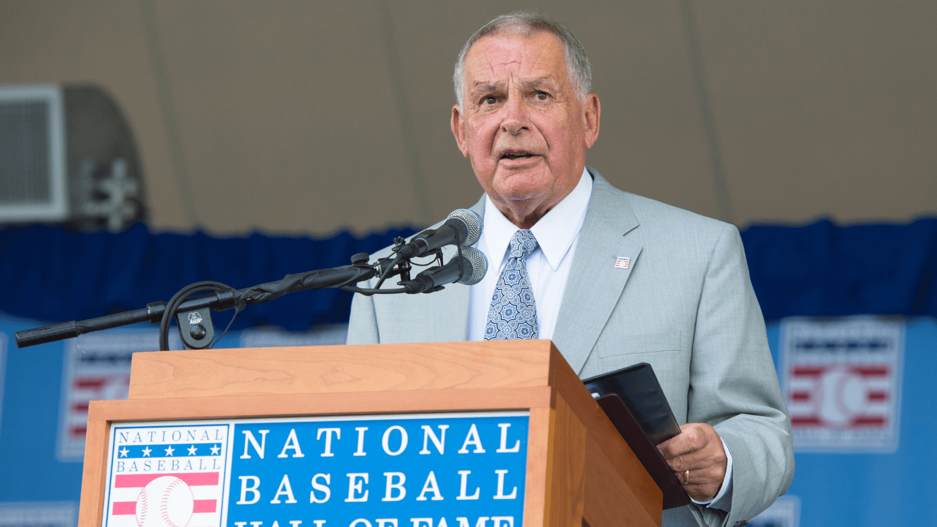 Bobby Cox dies at 84: Hall of Fame manager led Braves to 1995 World Series title, is fourth all-time in wins