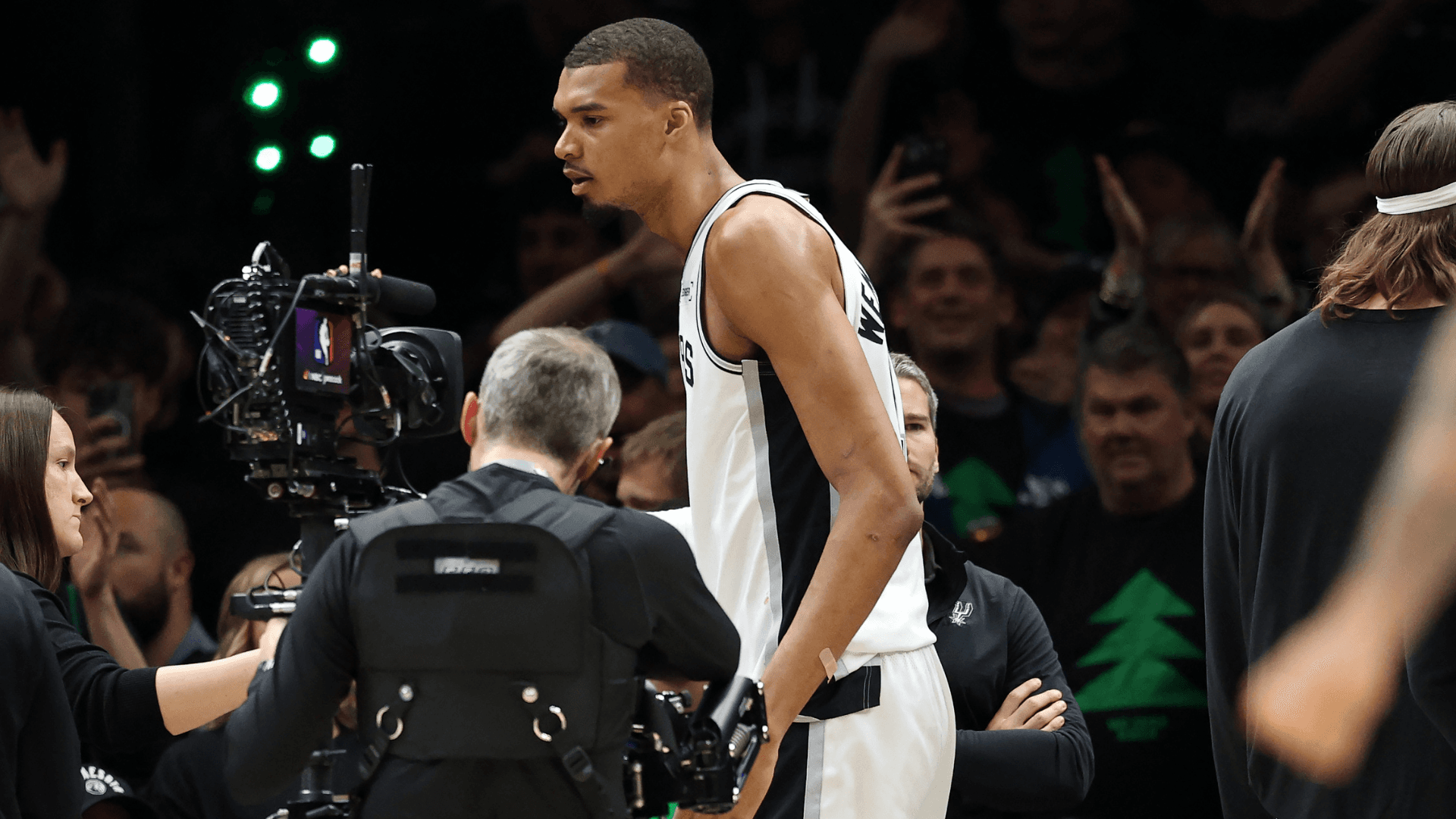 Victor Wembanyama ejected from Spurs vs. Wolves Game 4 after elbowing Naz Reid