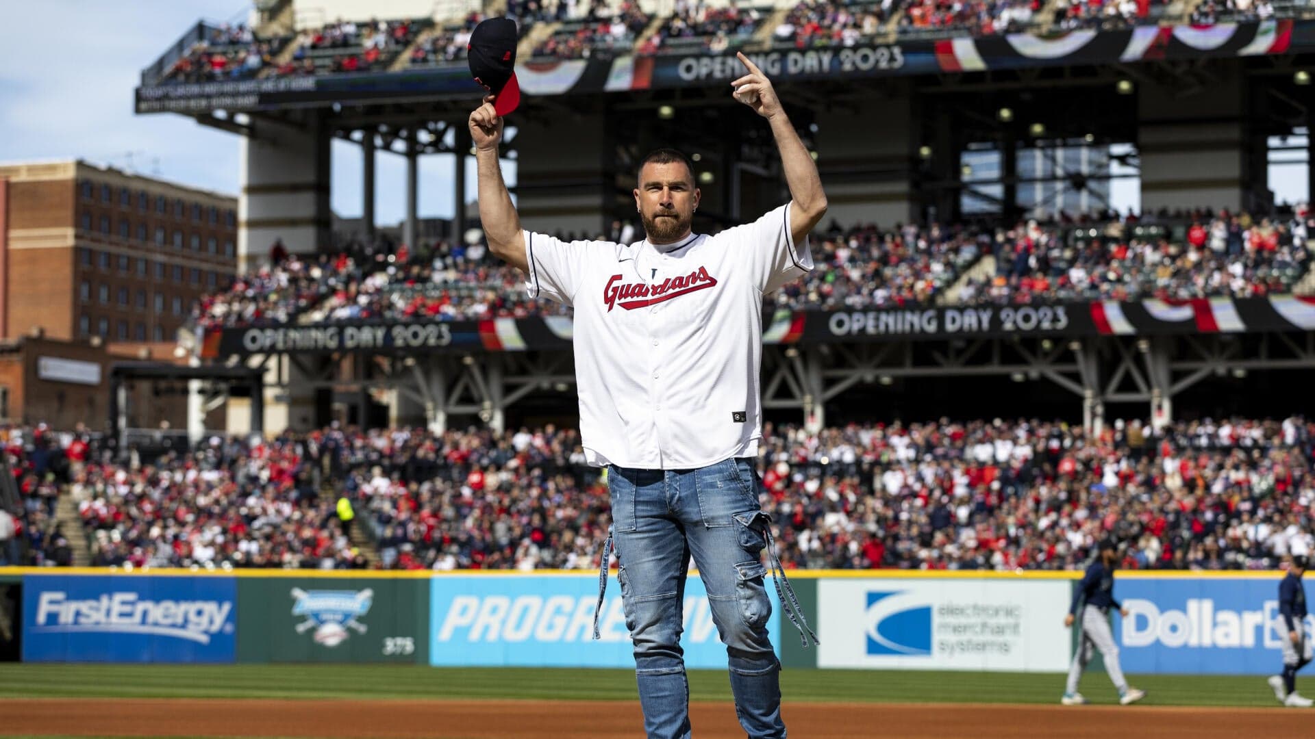 Travis Kelce buys minority stake in Cleveland Guardians: Chiefs star joins hometown team's ownership group