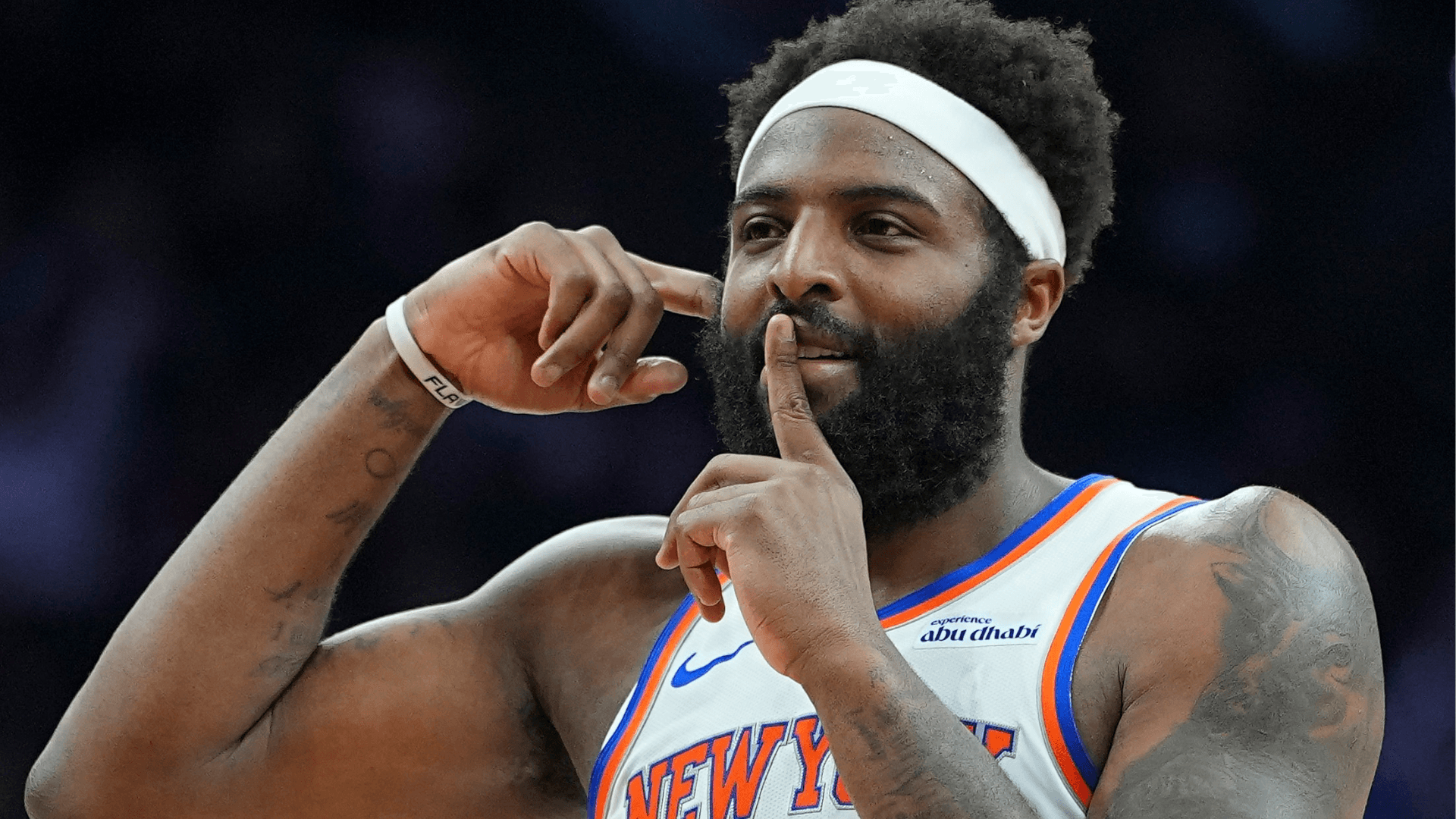 Knicks decline to say how Mitchell Robinson injured his pinky ahead of NBA Finals