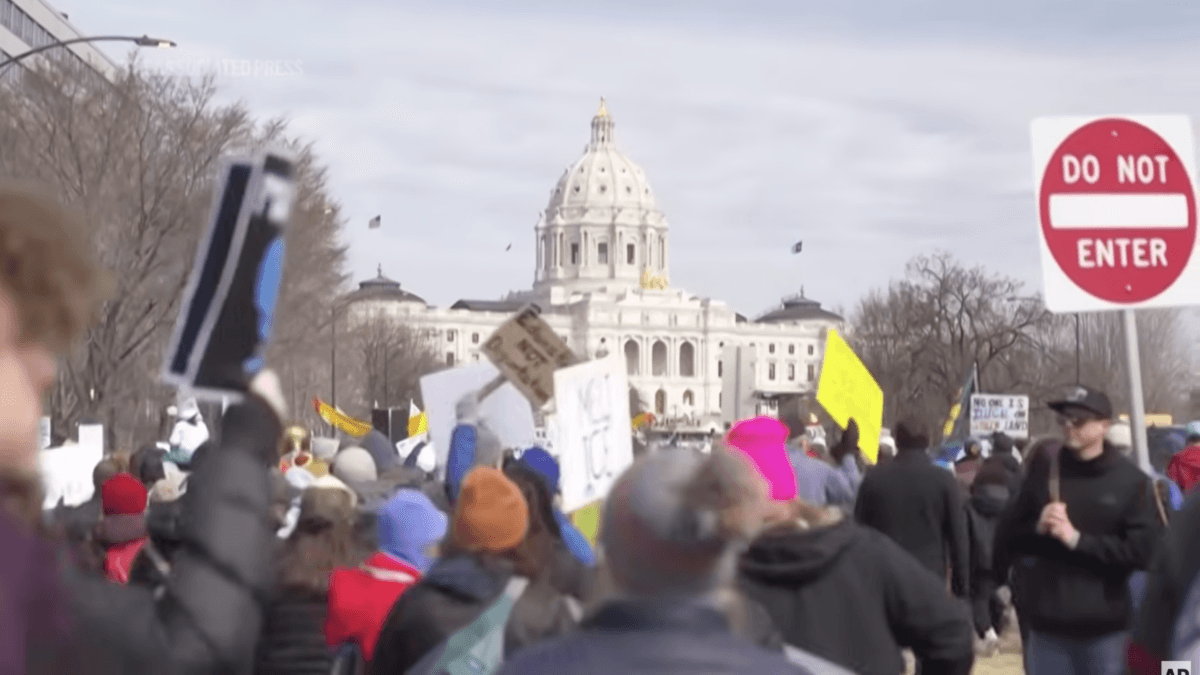 The Only Midterms Strategy Lamer Than ‘No Kings’ Is GOP Plan To Do Literally Nothing