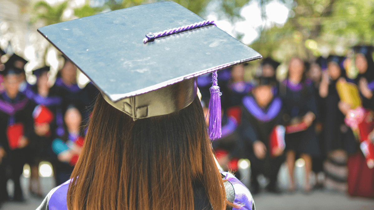 Artificial Intelligence Is Rewarding High School Grads For Being Dishonest Frauds