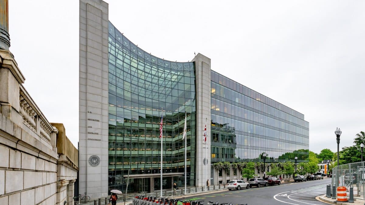 The SEC’s Mass Surveillance Of Investors’ Transactions Violates First Amendment