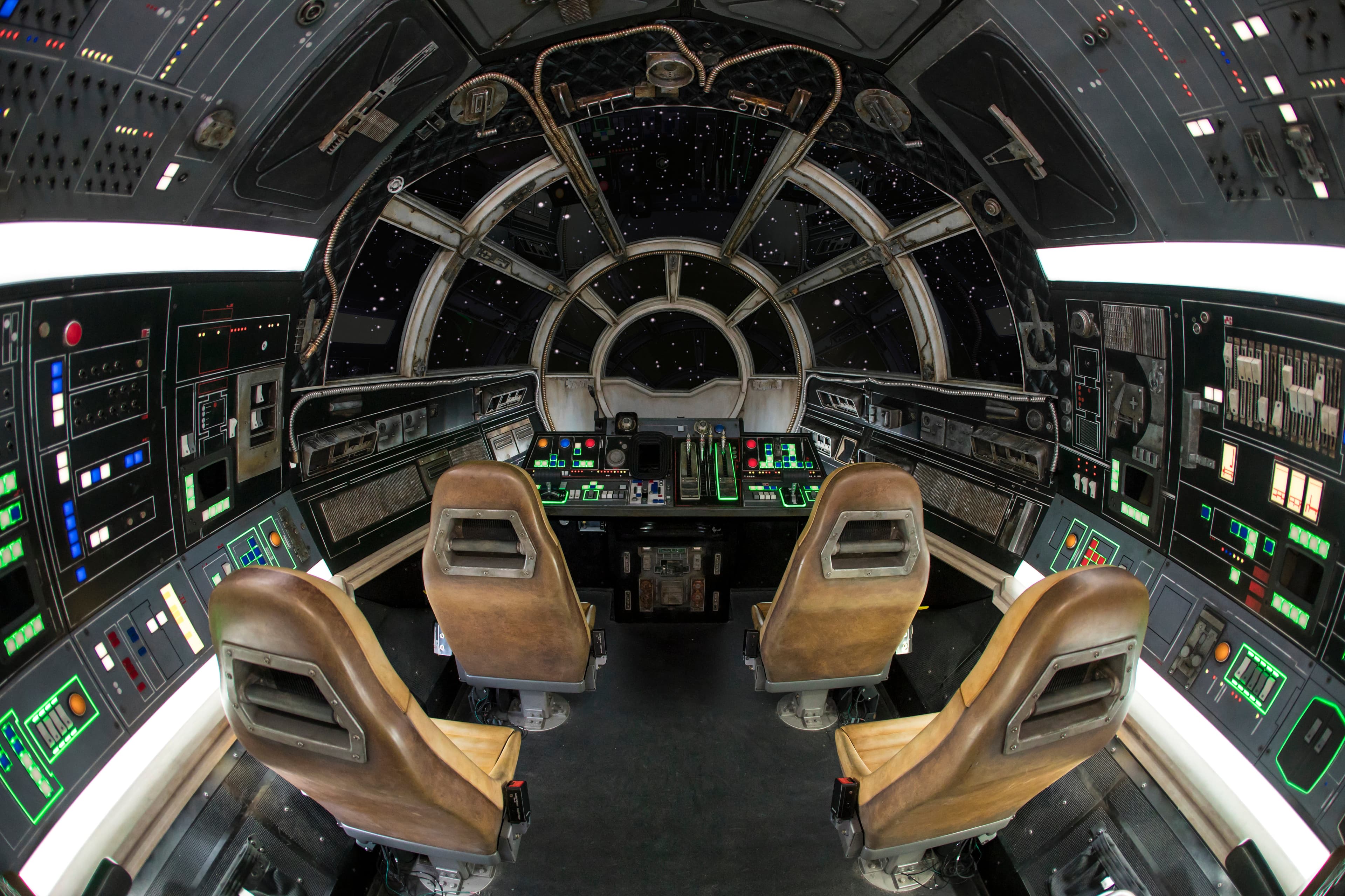 Disney Parks’ Millennium Falcon: Smugglers Run Ride Gets ‘Mandalorian and Grogu’ Update