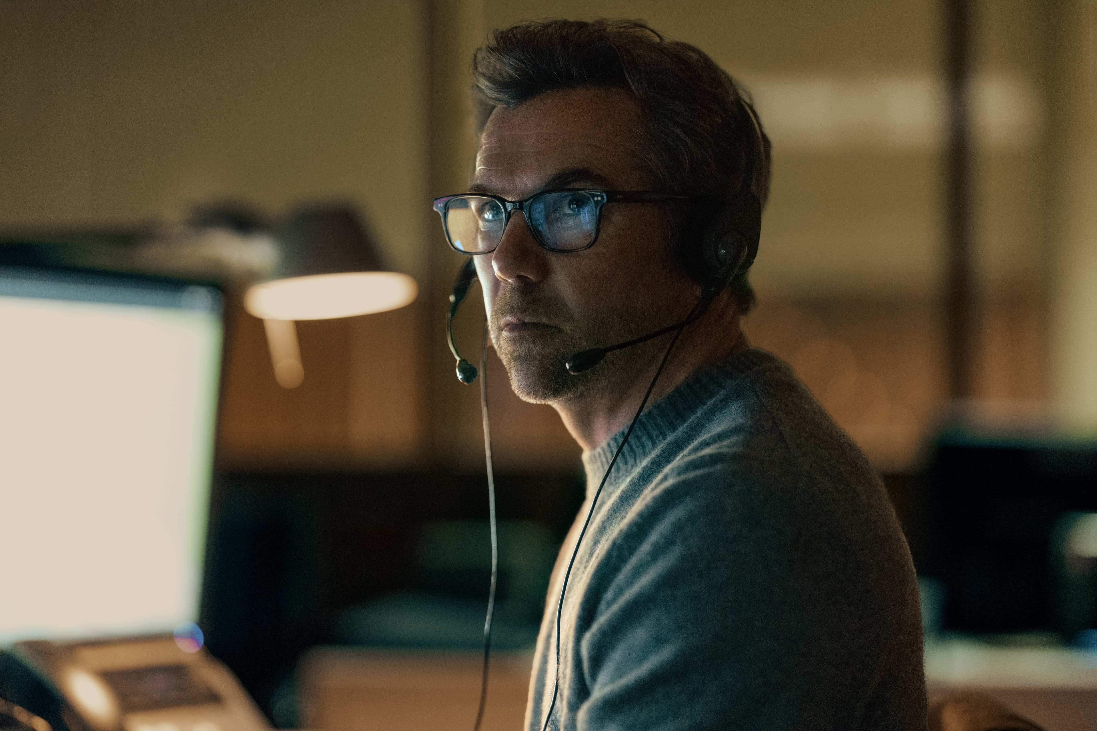 ‘Last Seen’ First Look: Patrick Brammall Stars as a Detective in Apple TV’s New Thriller (TV News Roundup)