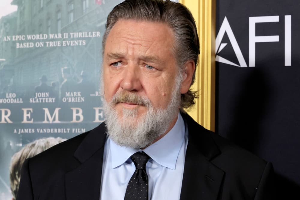 Russell Crowe Warns Crowd of Autograph-Seekers in Paris Not to Push: ‘As Soon as Somebody’s a D–k, I’m Going’