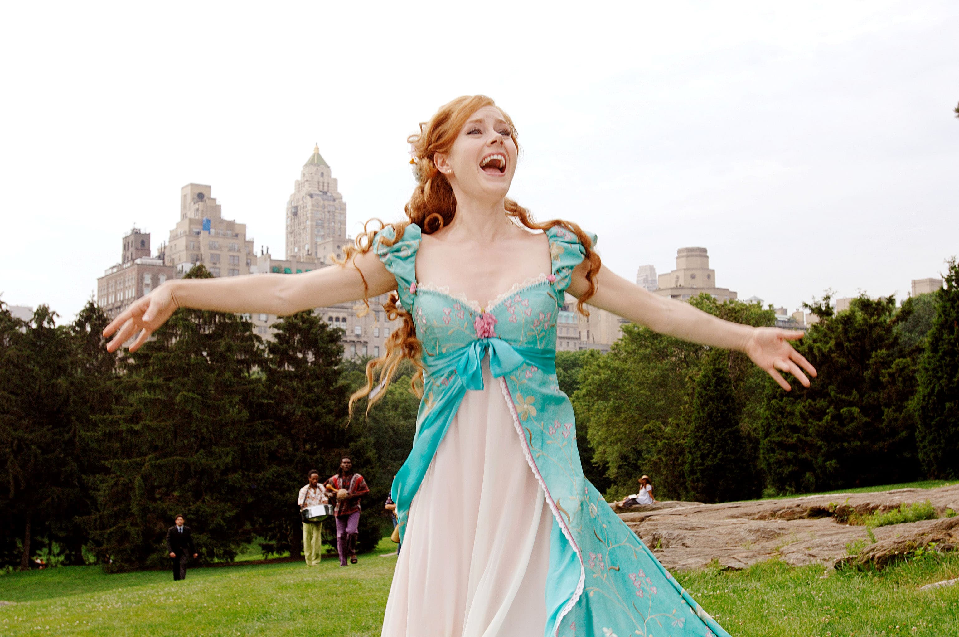 Amy Adams Shut Down a ‘Graphic’ Sketch Idea While Hosting ‘SNL’ to Protect ‘Young Girls That Were Watching “Enchanted”‘