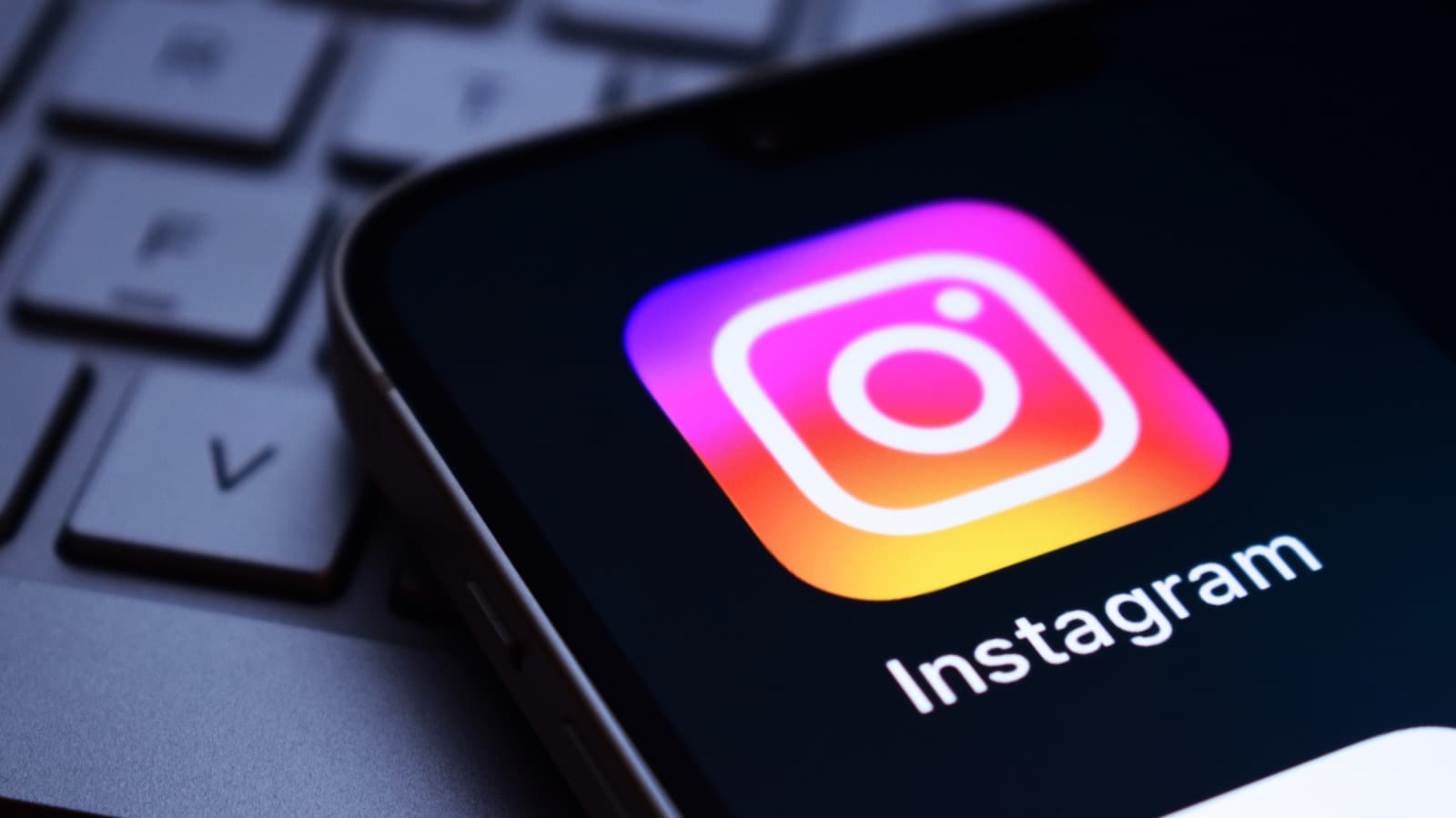The Morning After: Instagram will try to penalize 'unoriginal' posts