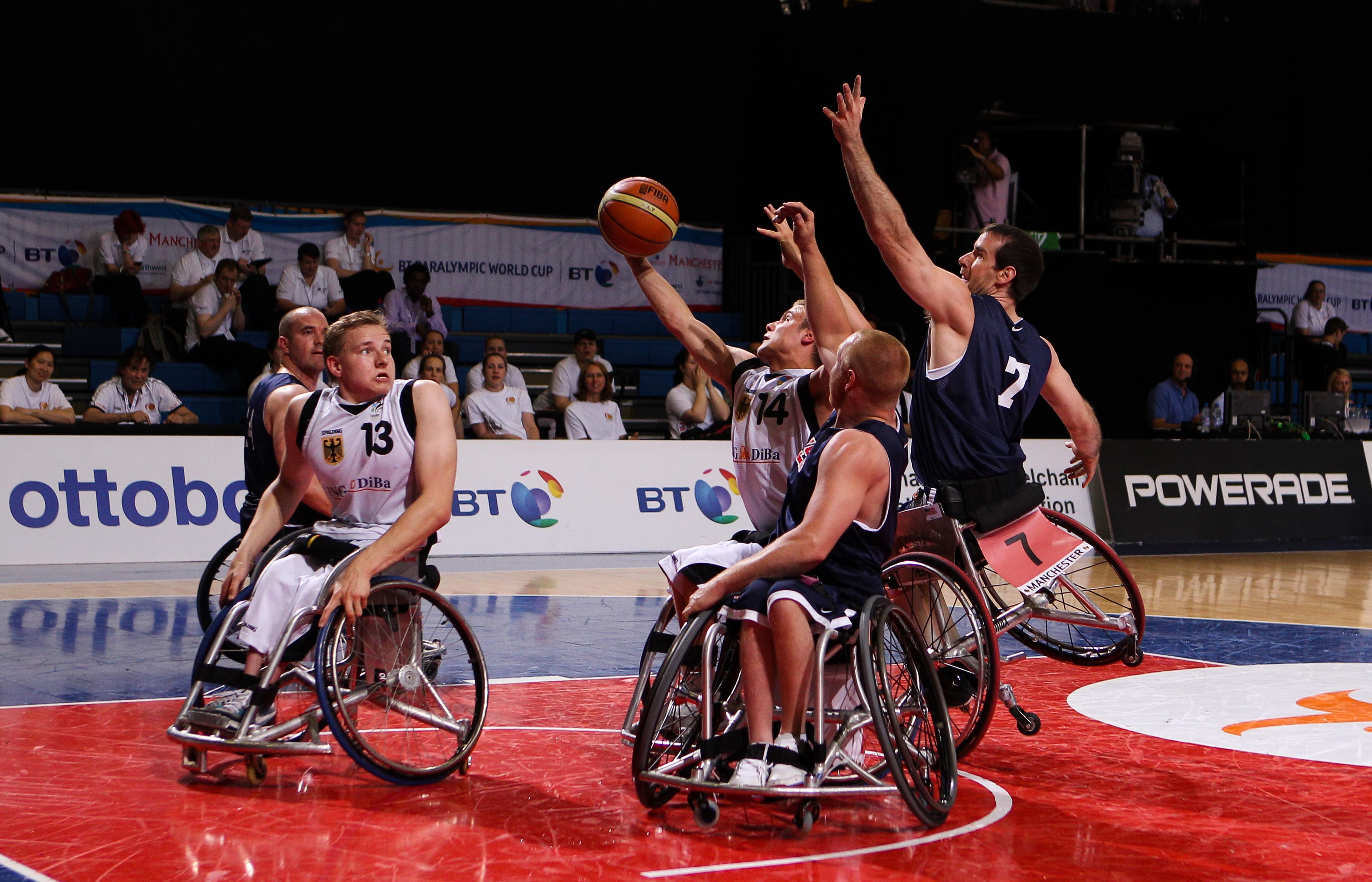 The Populist Paralympian Who Wants to Roll Into the Senate