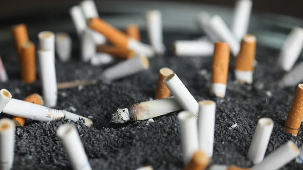 Opinion: Britain embraces a Massachusetts experiment on tobacco regulation — just as the state might roll it back