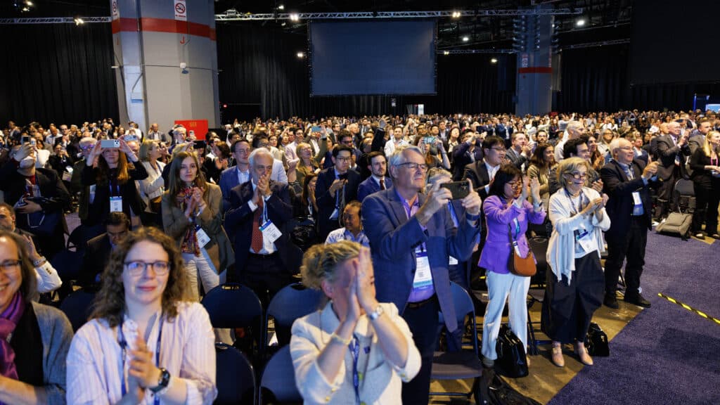 STAT+: A standing ovation for RevMed, and caution for Akeso