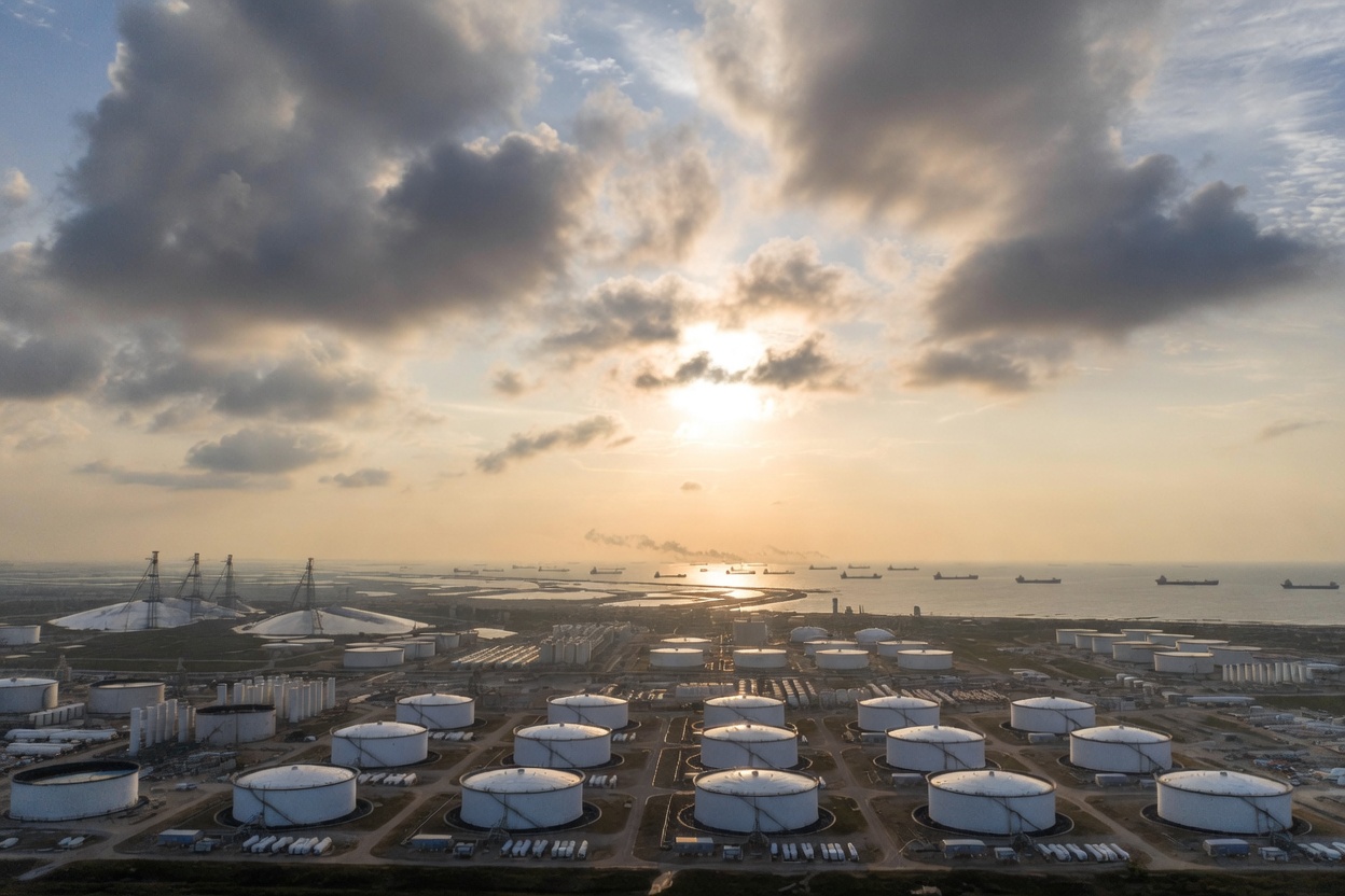 America's Strategic Oil Reserve Just Hit a 43-Year Low. What Happens If It Gets Too Low?